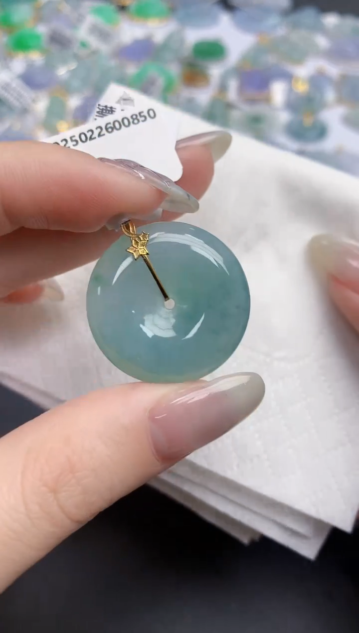 【闪购商品】翡翠颈饰18K金镶嵌天然缅甸翡翠A货