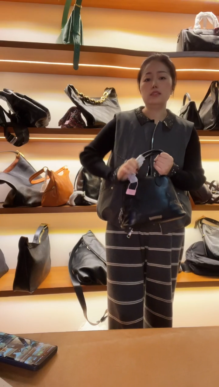 牛皮（革）高端订制时尚百搭女士手提斜跨包