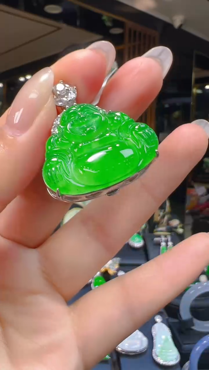 吊坠(赠链)银S925镶嵌翡翠008(多样性发货发其一)