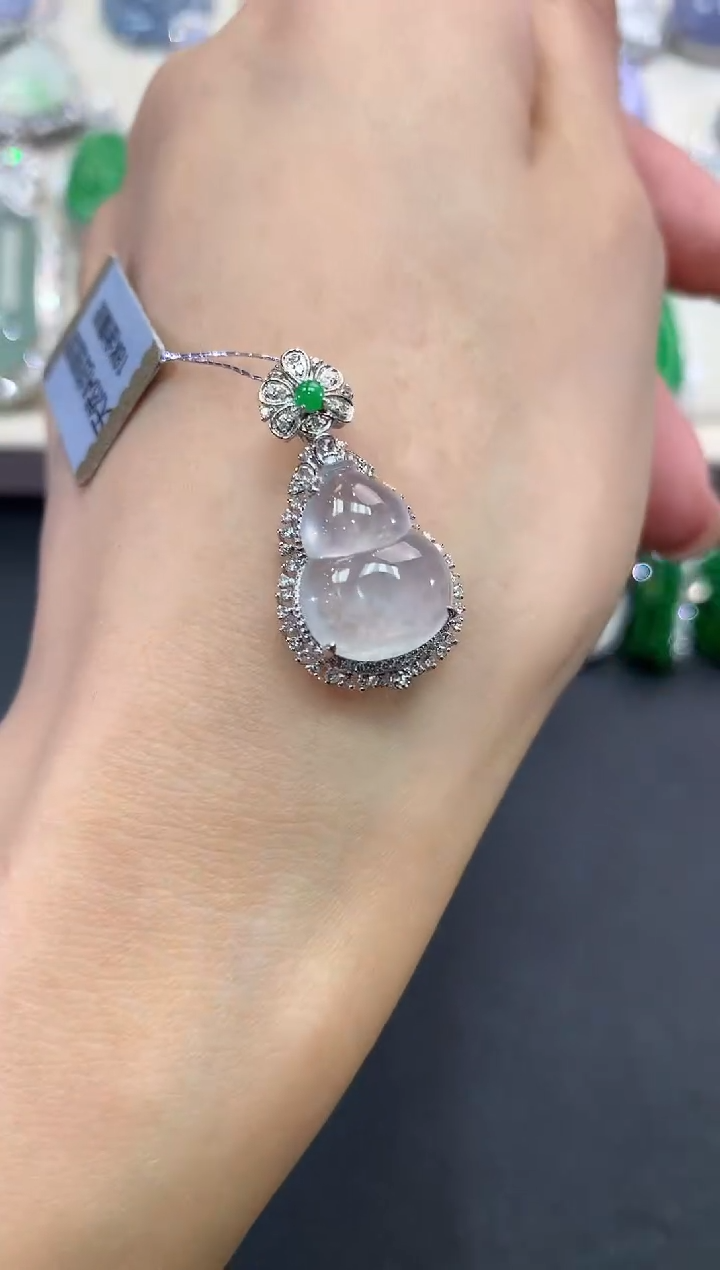 【闪购商品】翡翠吊坠(不含链)18K金镶嵌q159