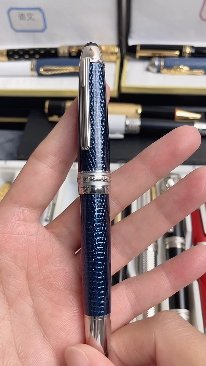 便携式P****GAAWW999888