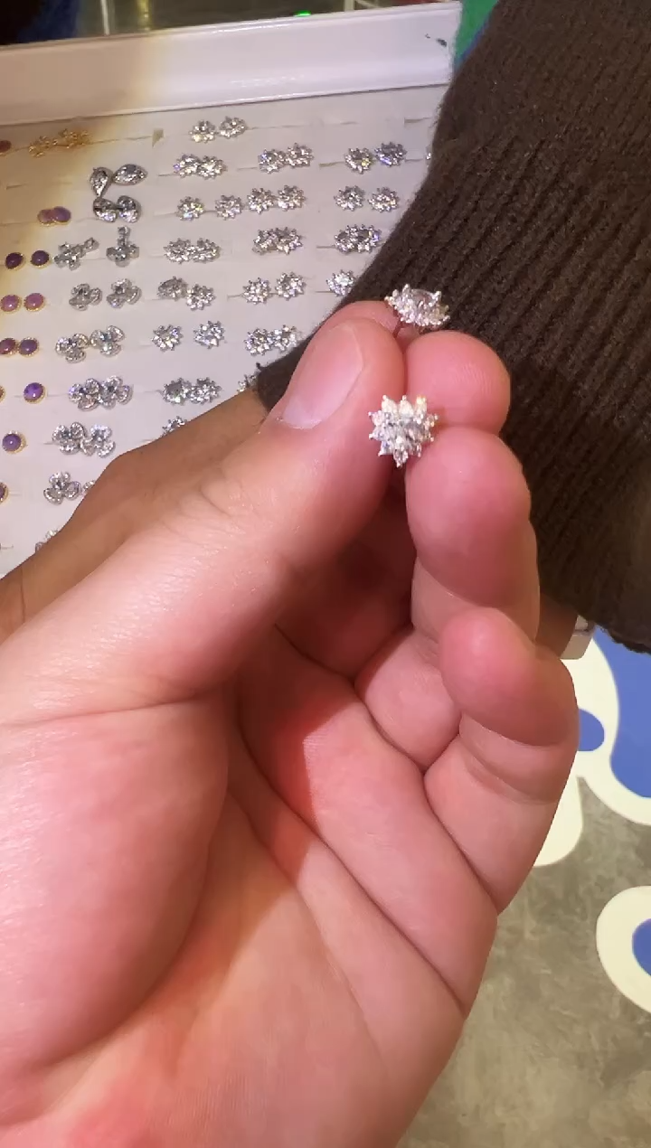 银S925镶嵌耳饰海蓝宝石1208m034多样性发其一