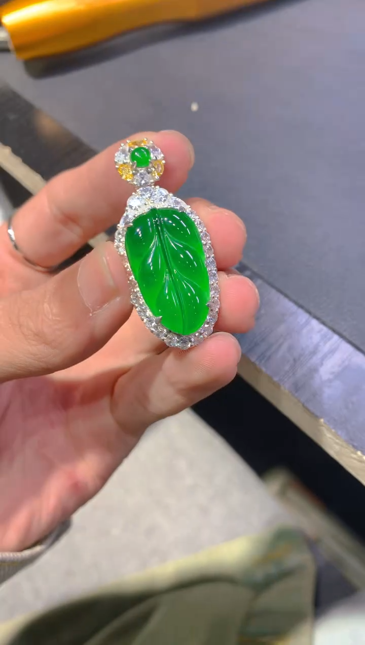 【闪购商品】定制翡翠未镶嵌80定制翡翠.多样性发货-发其一