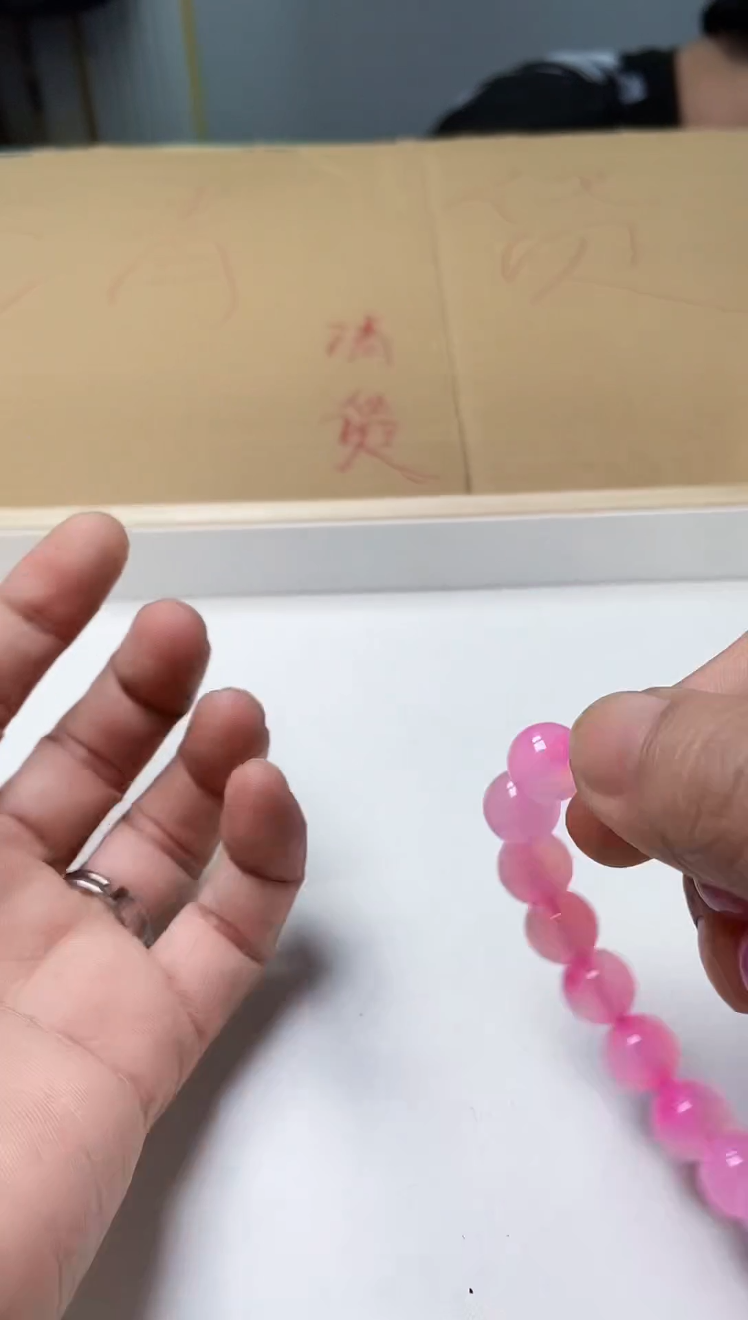 【闪购商品】玛瑙/玉髓手链未镶嵌117 （带礼盒，多样性发一件）