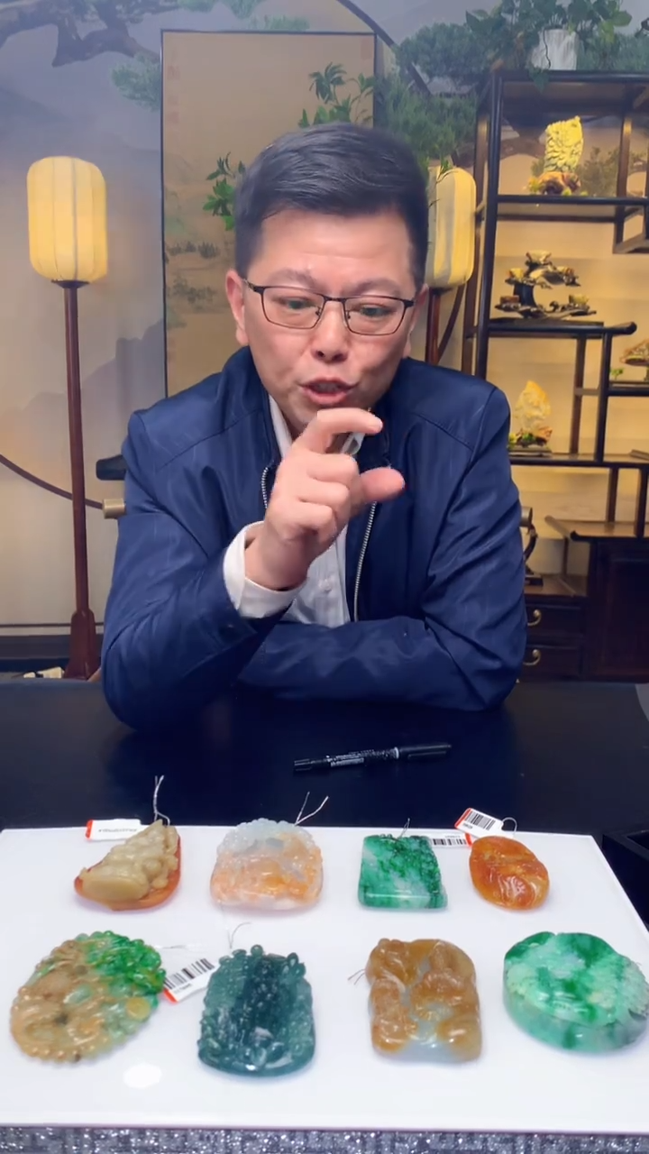 【闪购商品】定制翡翠未镶嵌1019XX-毛货挂件35