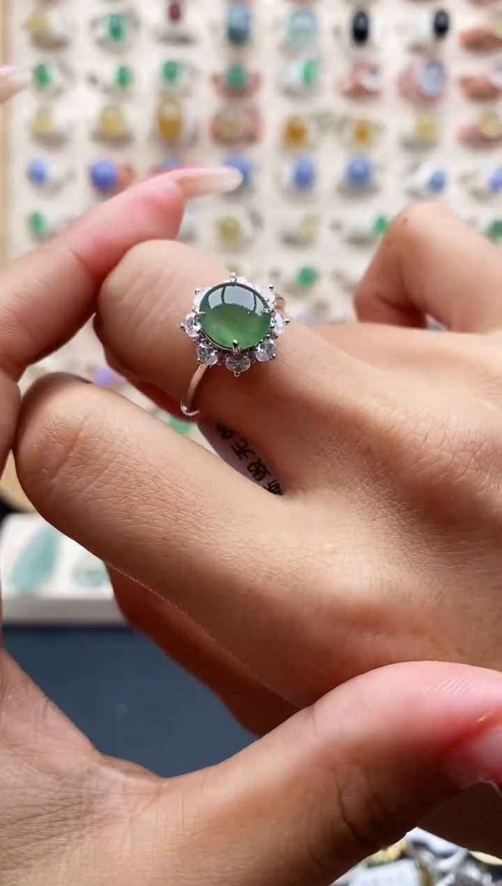 【闪购商品】翡翠戒指银S925镶嵌缅甸天然A货翡翠222 8+7