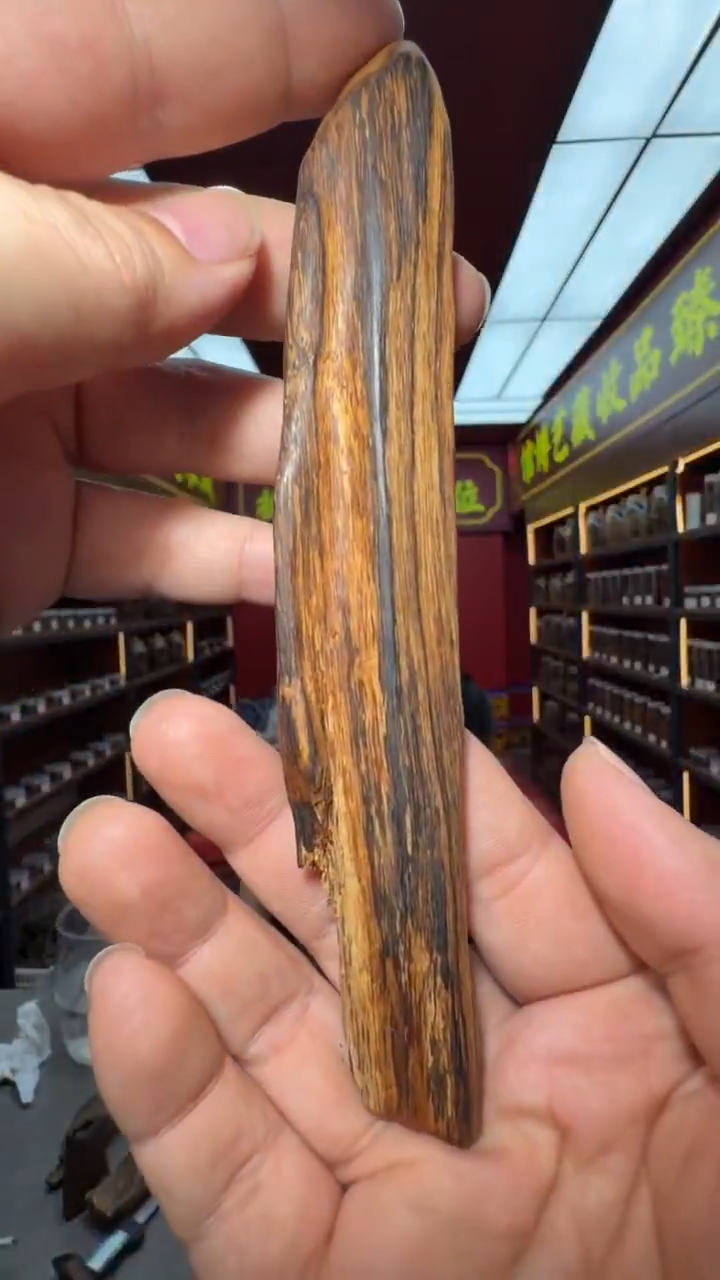 沉香吊坠多样性发一
