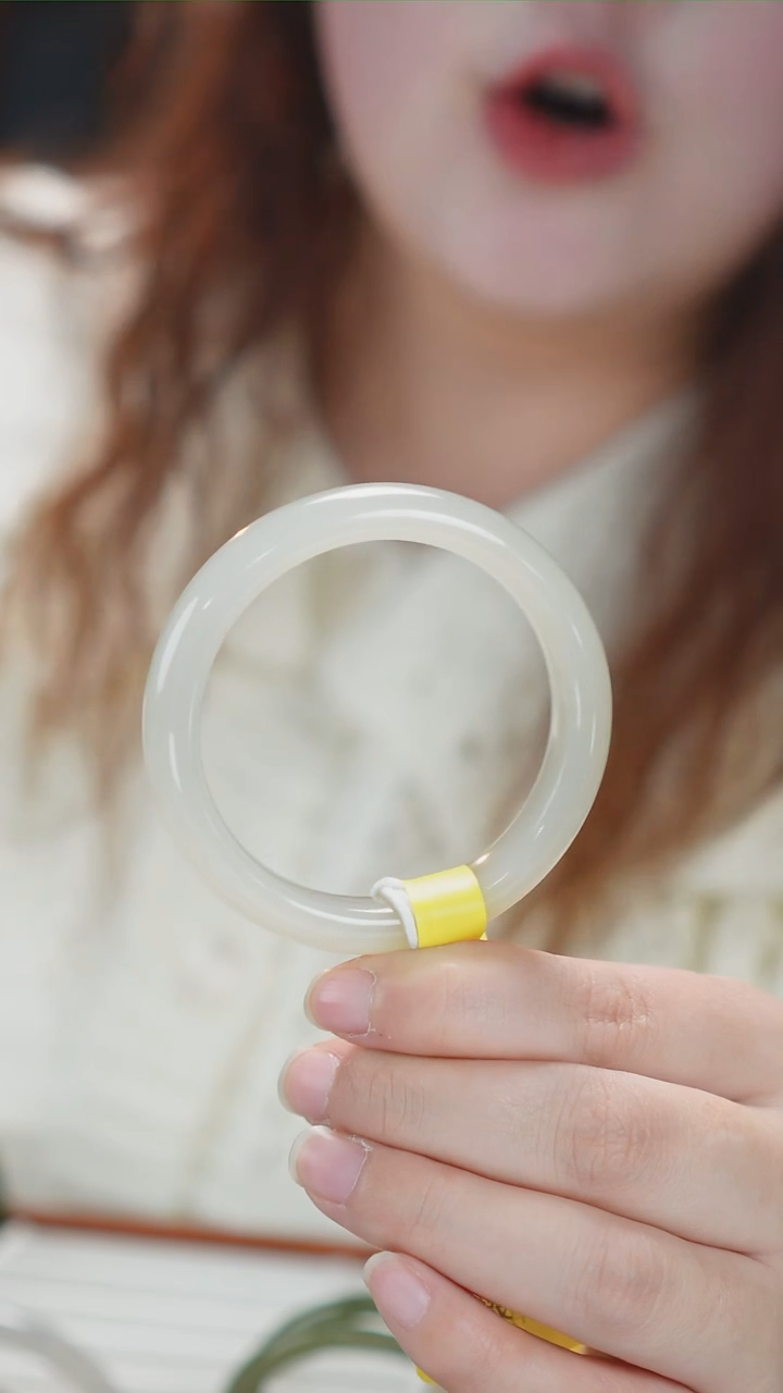 【闪购商品】和田玉手镯未镶嵌25【柚子来啦】和田玉拍一发一52