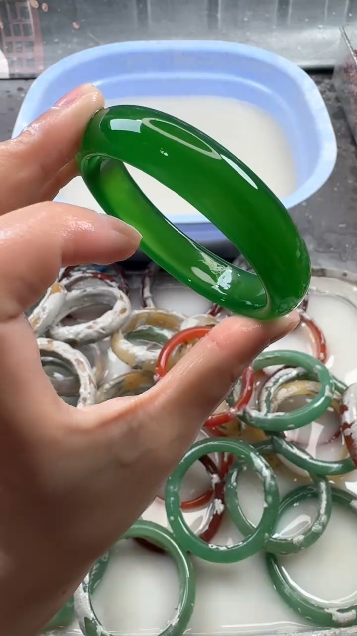 【闪购商品】玛瑙/玉髓手镯未镶嵌106 62