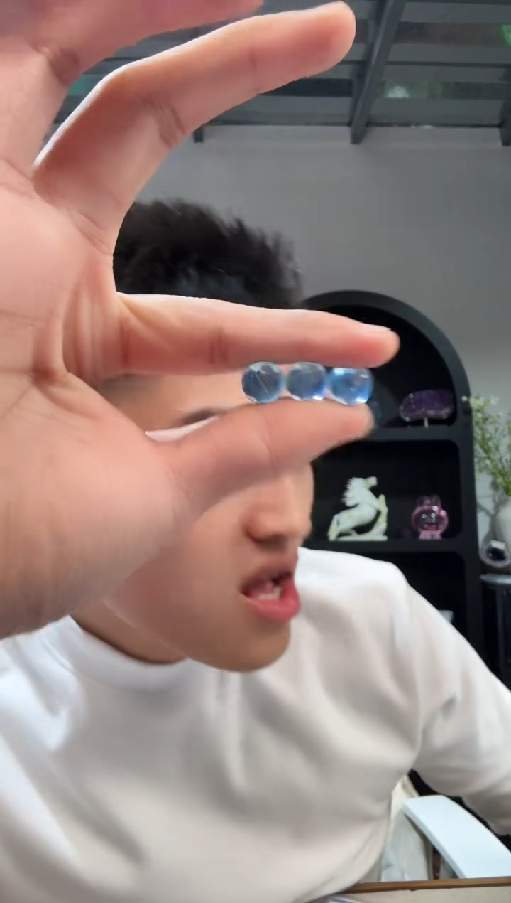 裸石海蓝宝石晶9060 约11mm 多样性发一件