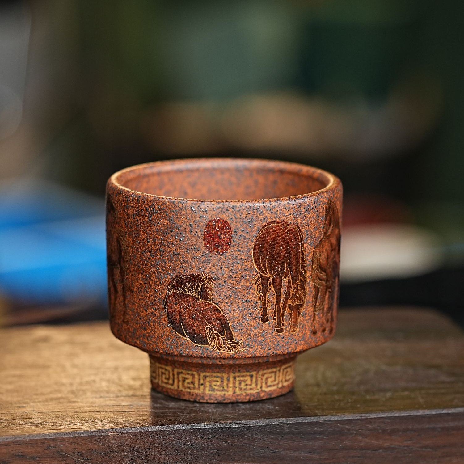 【2718八骏马蹄杯】宜兴原矿紫砂手工珐琅彩八骏主人杯 马蹄杯