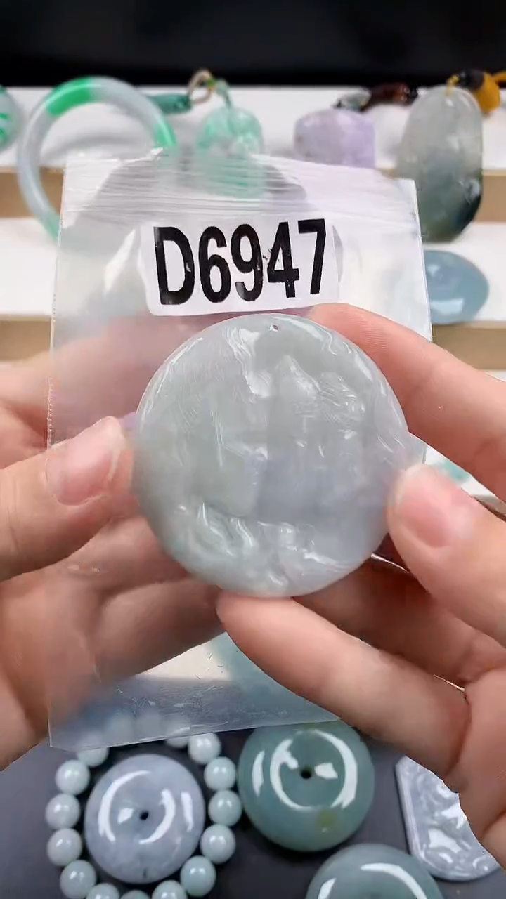 颈饰未镶嵌翡翠天然翡翠吊坠挂件