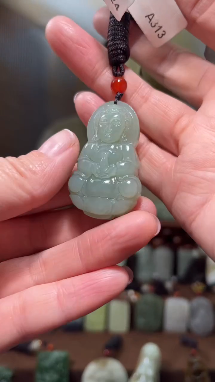 颈饰未镶嵌和田玉·