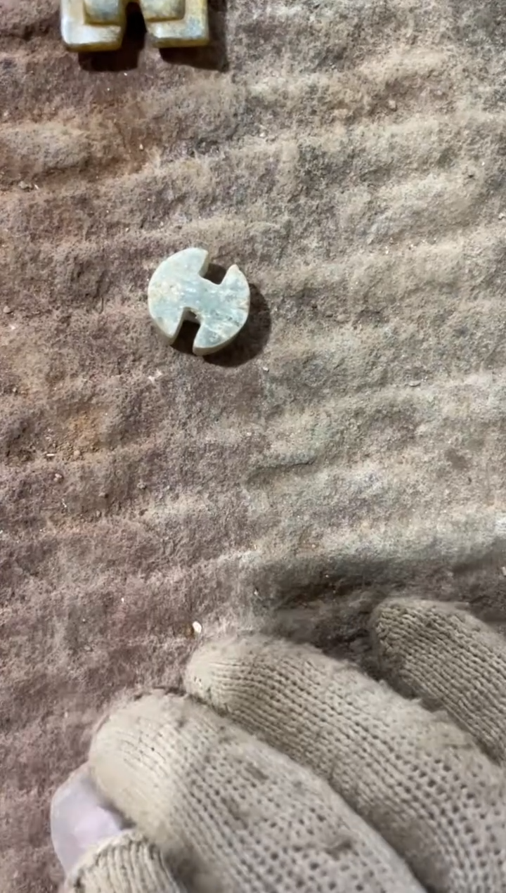 瓷片手工，手绘，陶瓷