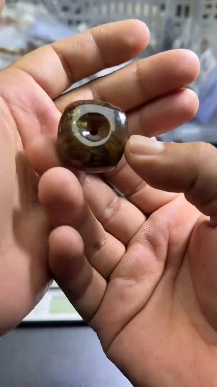裸石琥珀未镶嵌38