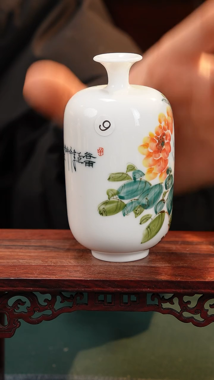 【闪购商品】摆件釉下五彩纯手工手绘原创瓷器