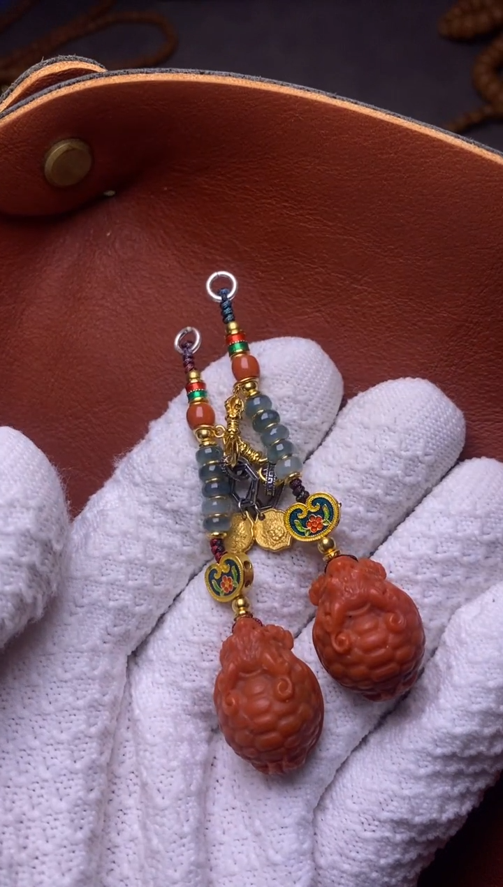 颈饰未镶嵌南红玛瑙龙龟（多样性发其一）