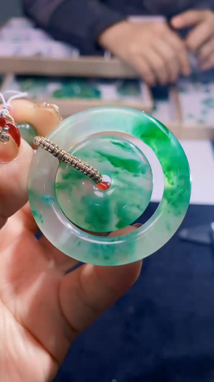 【闪购商品】石英质玉颈饰未镶嵌天然A货非洲翠，石英玉