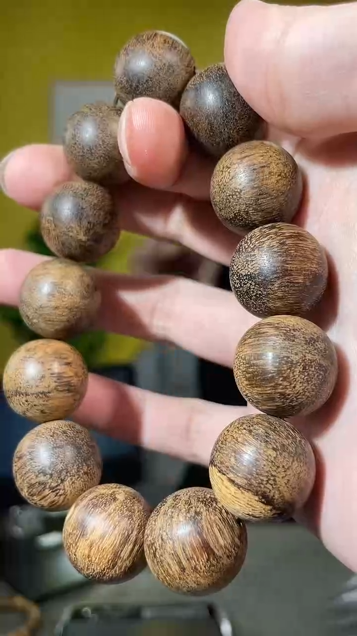 手串沉香134号1.9越南土沉多样性发一