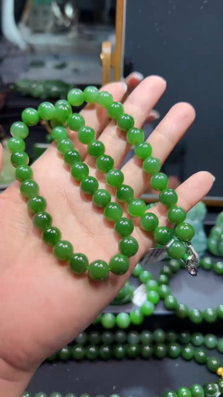 和田玉（碧玉）未镶嵌颈饰1