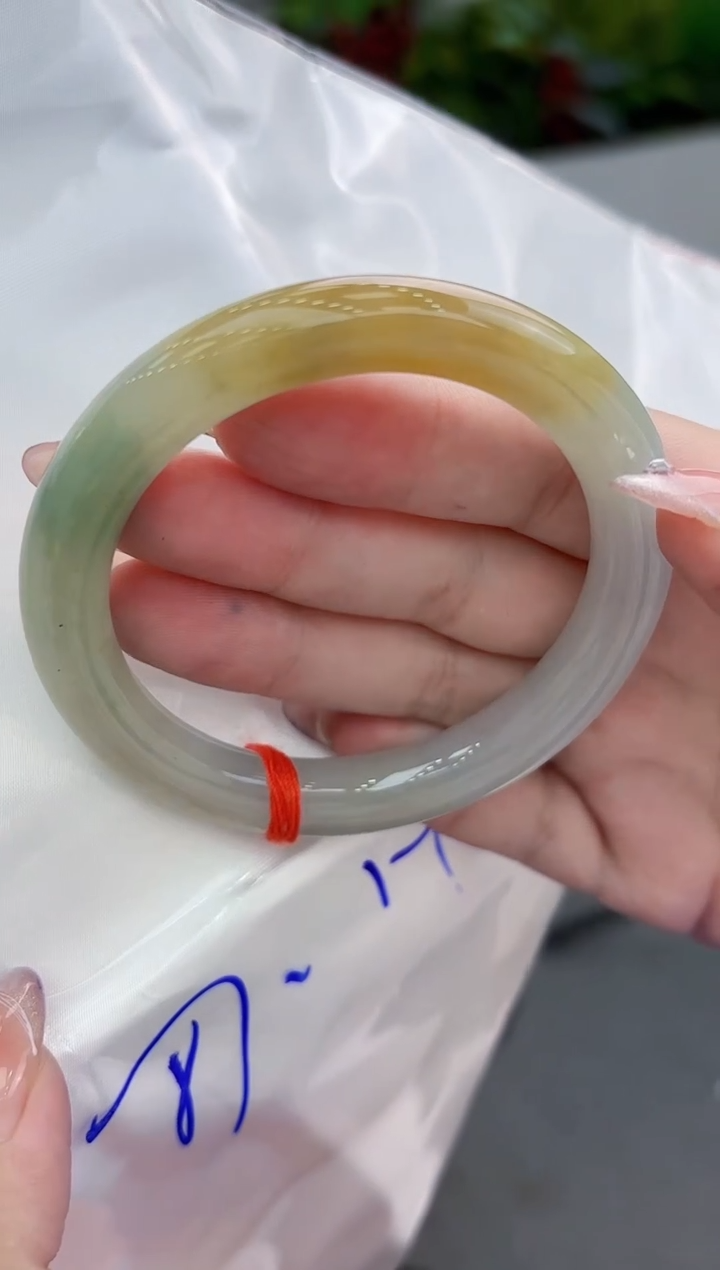 【闪购商品】翡翠手镯未镶嵌翡翠手镯