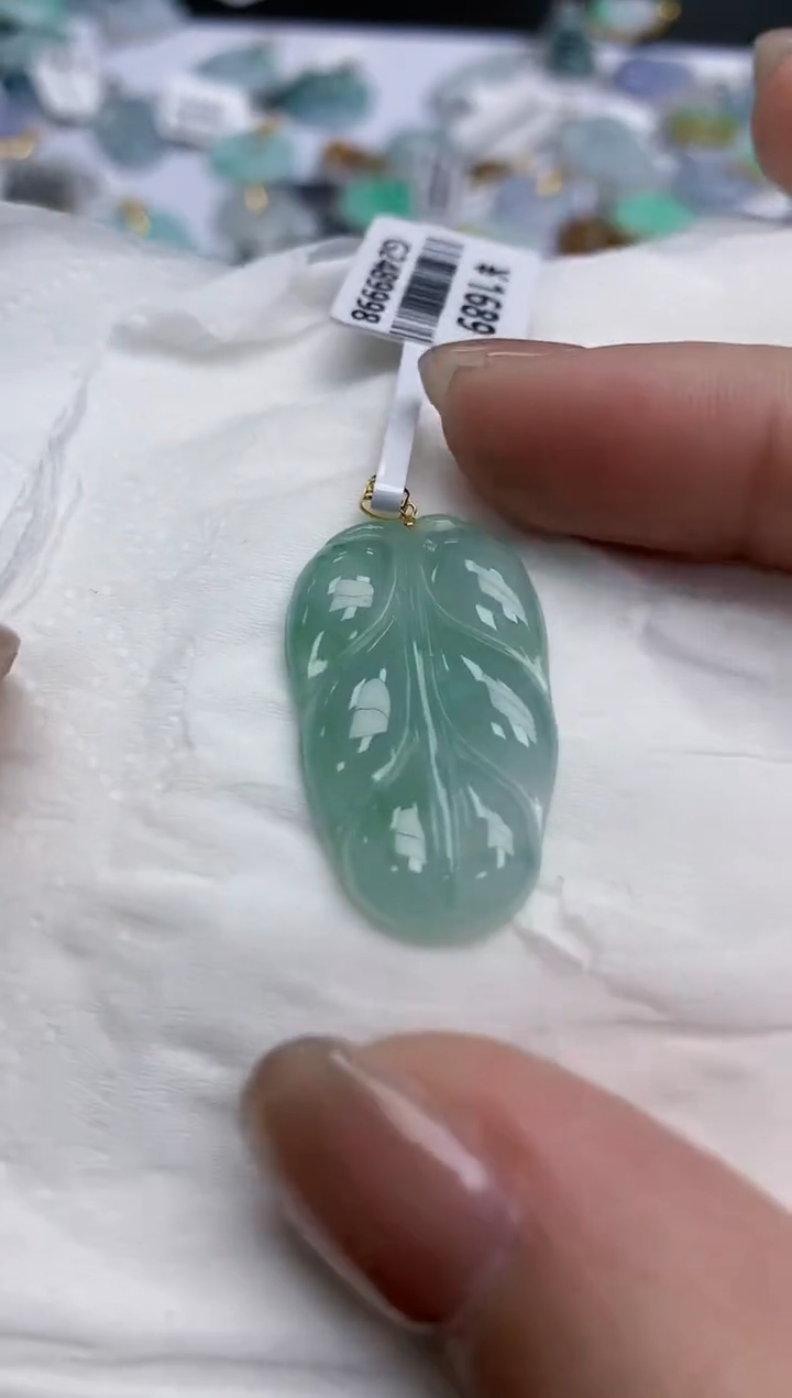 【闪购商品】翡翠颈饰18K金镶嵌天然缅甸翡翠A货