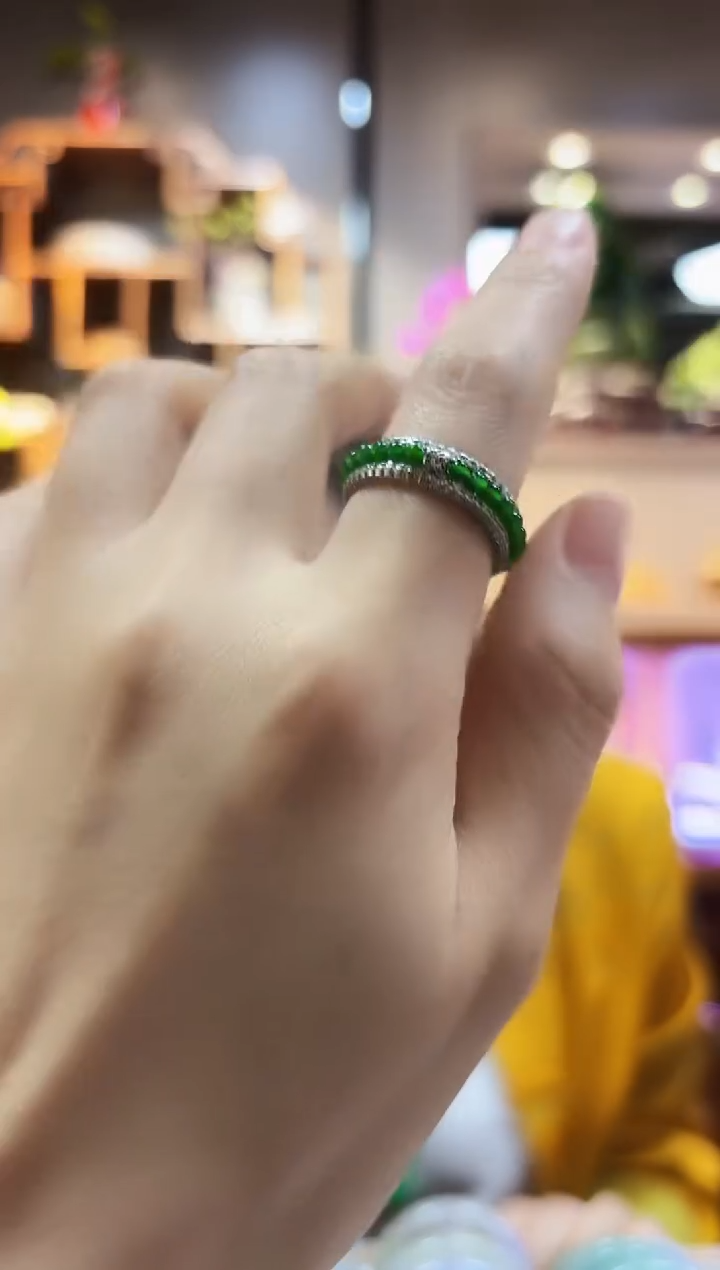 【闪购商品】翡翠颈饰银S925镶嵌戒指18