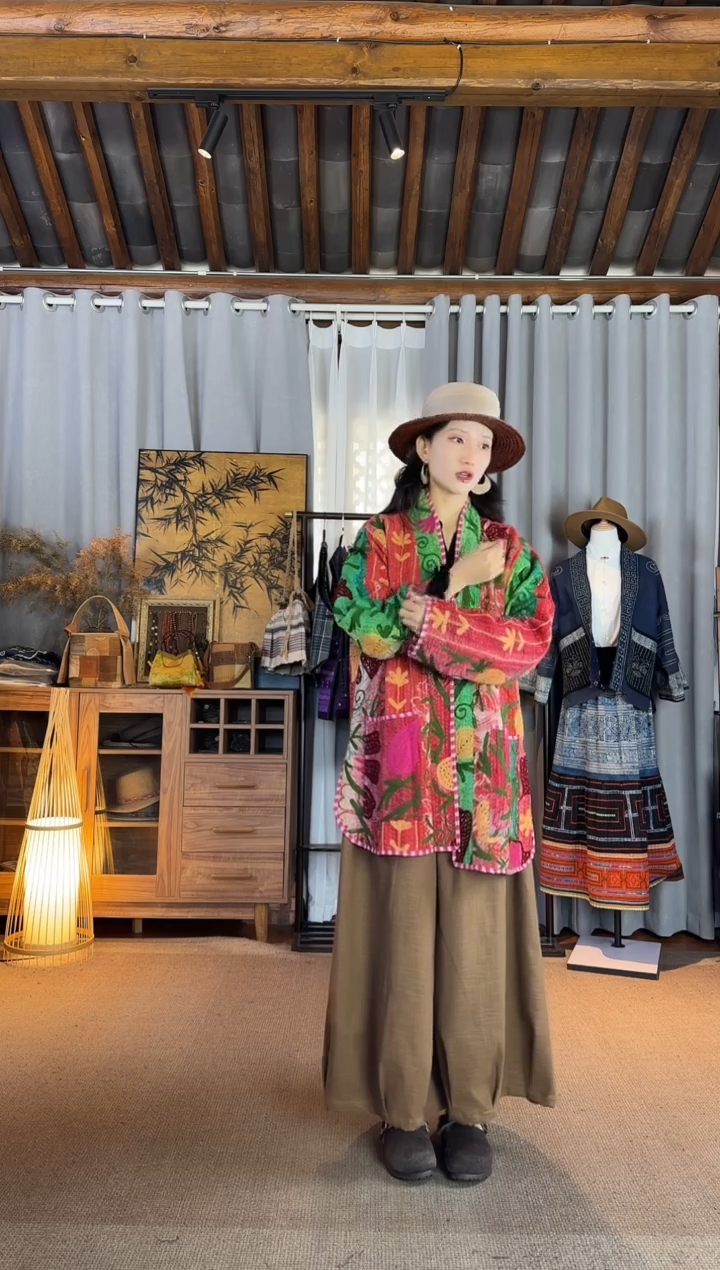 设计师款彩色软古布羊毛绣褴褛外套