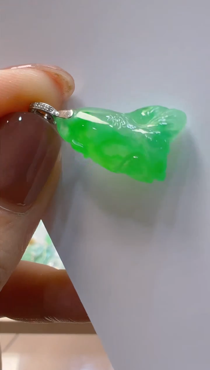 【闪购商品】翡翠18K金镶嵌吊坠(不含链)多样性团购发一件