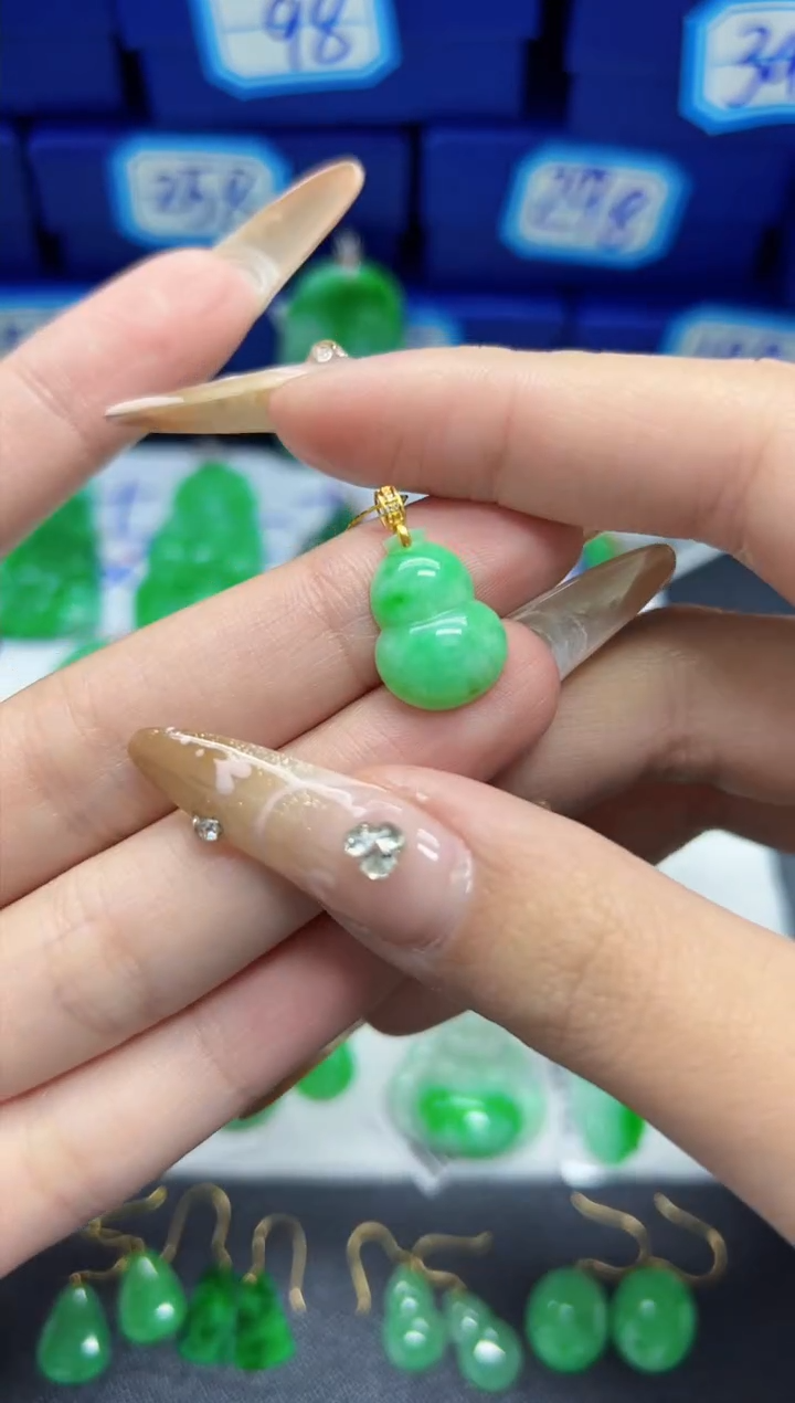 【闪购商品】翡翠颈饰18K金镶嵌Y缅料A货/支持复检/一件