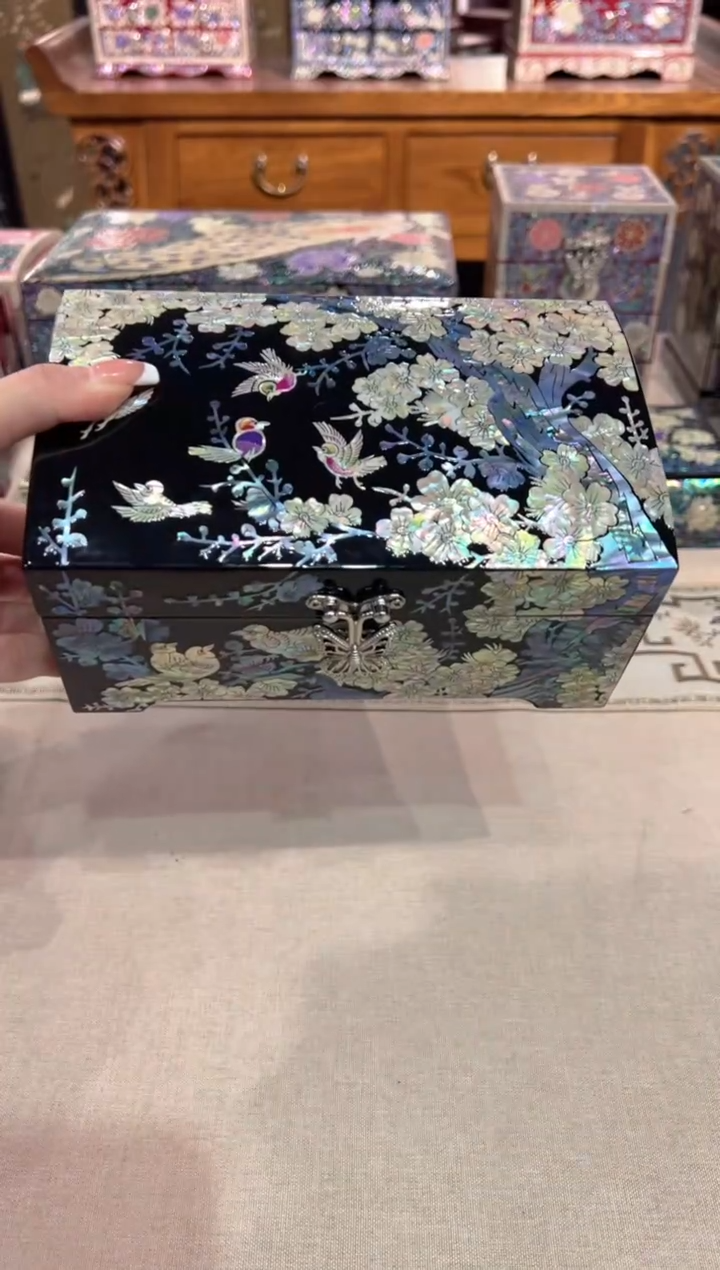 【闪购商品】按扣绒布底·弘贝雅螺钿漆器文化馆