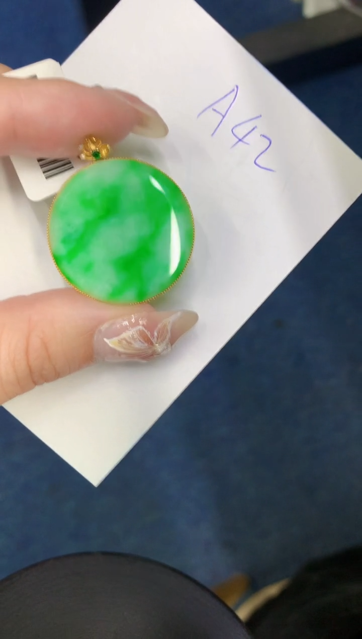 【闪购商品】翡翠颈饰18K金镶嵌000000000000