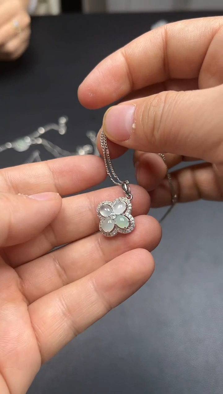 【闪购商品】翡翠颈饰未镶嵌吊坠