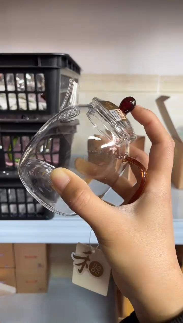 【闪购商品】宴臣壶琥珀色。。。。