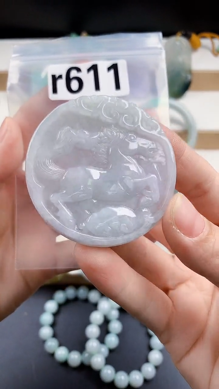 颈饰未镶嵌翡翠天然翡翠吊坠挂件