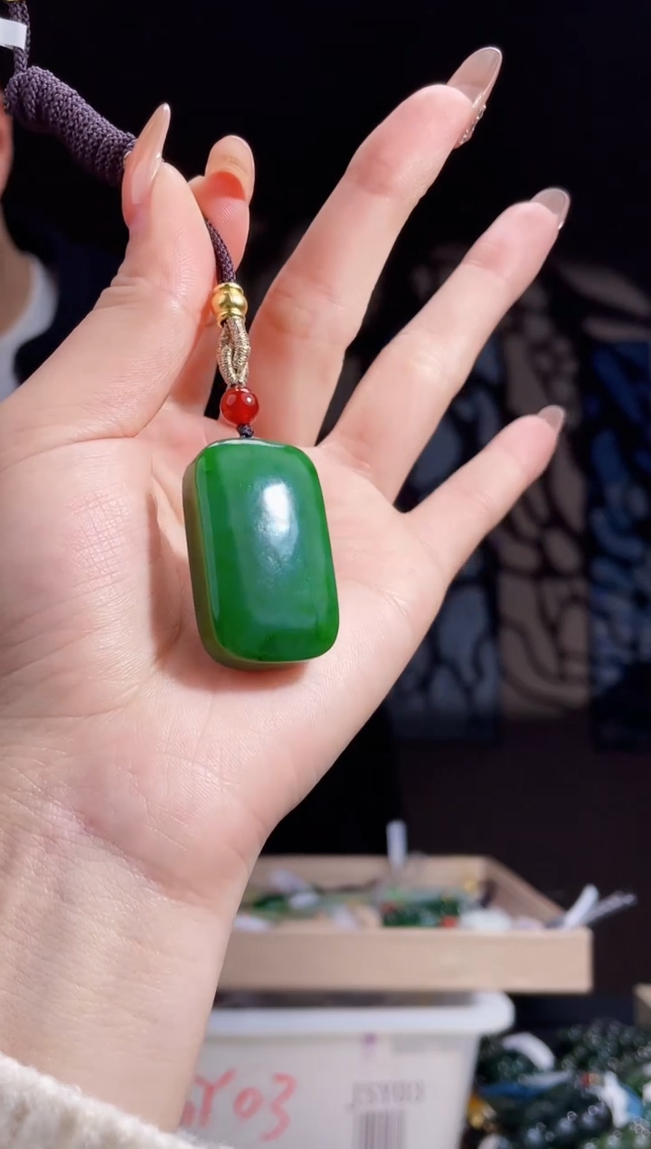 【闪购商品】和田玉颈饰未镶嵌拍一发一