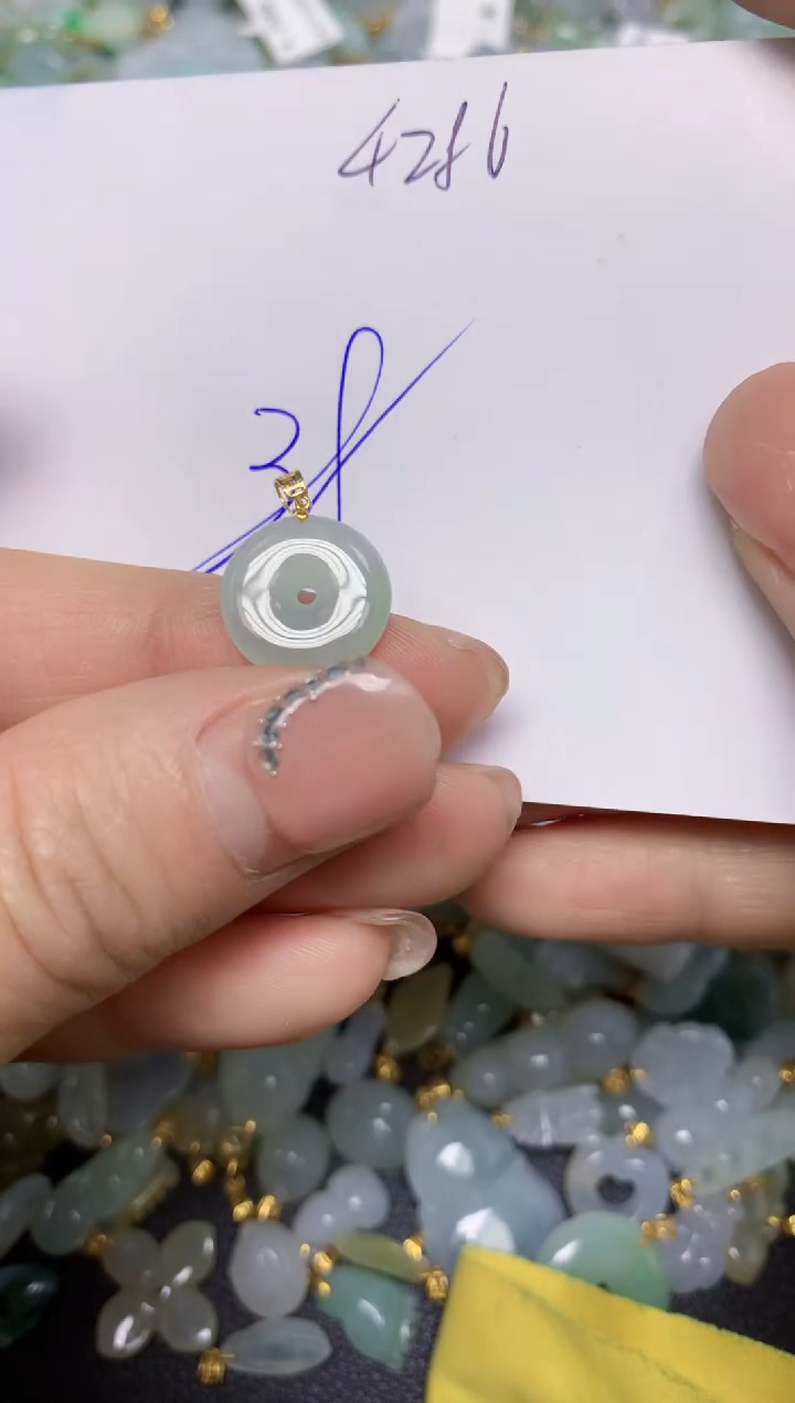 【闪购商品】翡翠挂件18K金镶嵌 天然翡翠A货