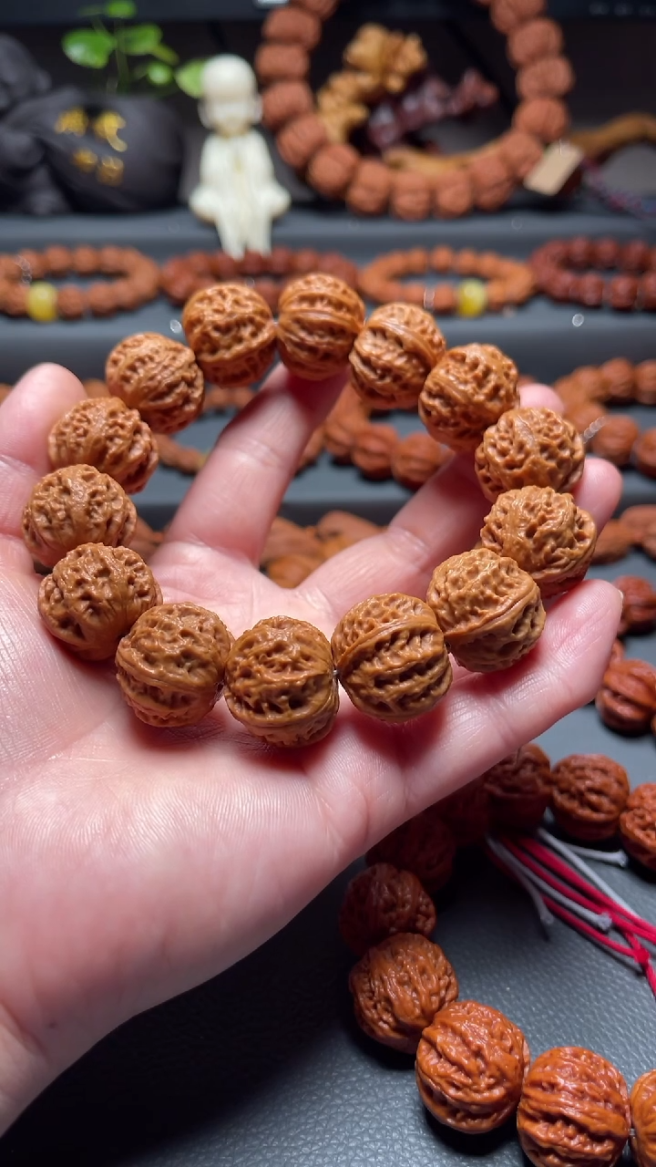 【闪购商品】文玩核桃吊坠核桃手串