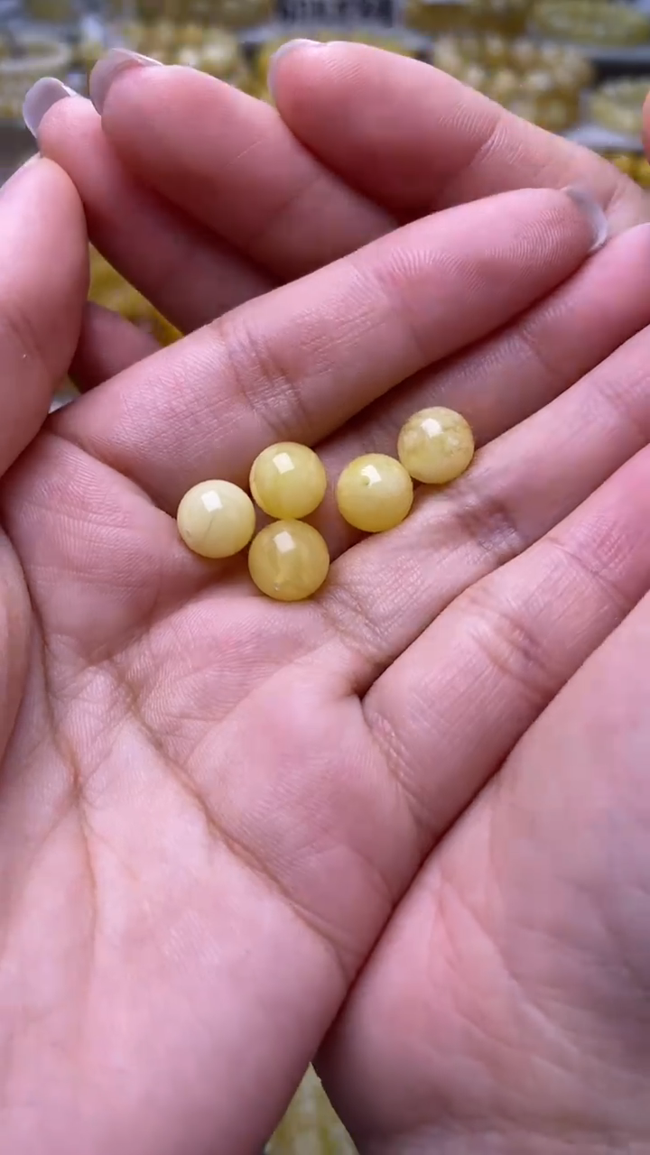 裸石琥珀未镶嵌葵.1多样性发其一