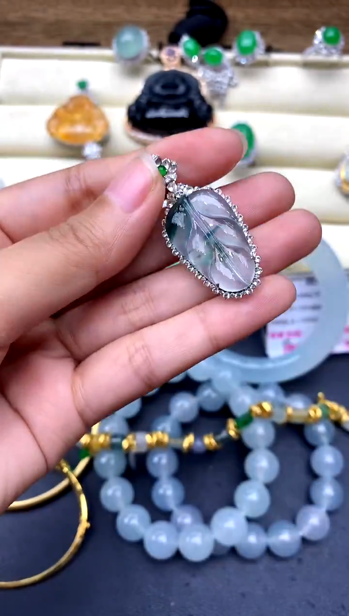 【闪购商品】翡翠颈饰18K金镶嵌451-中国好珍宝