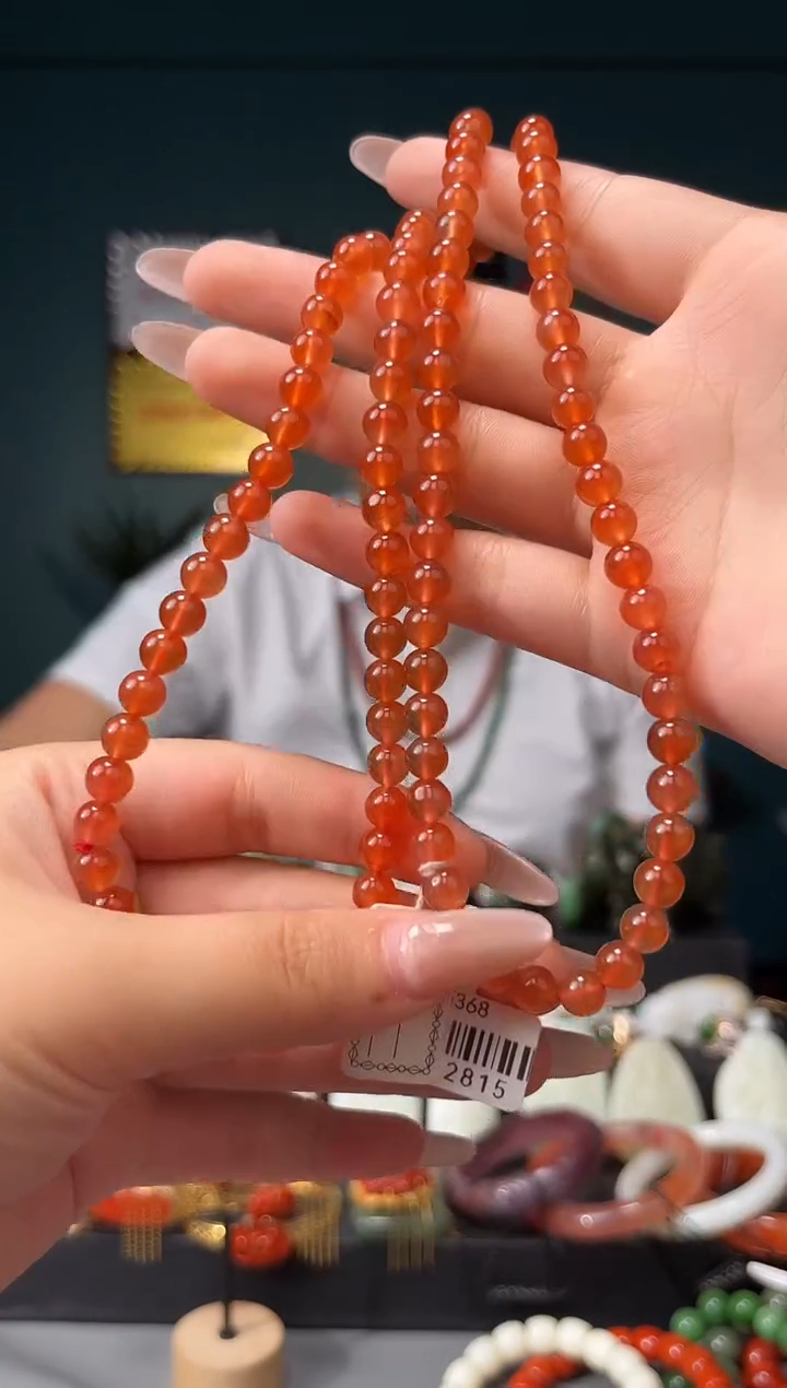 南红玛瑙未镶嵌颈饰长链
