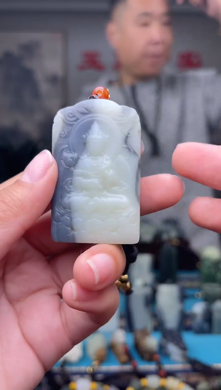 未镶嵌和田玉挂件1