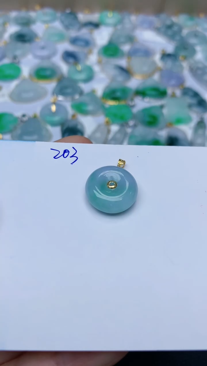 【闪购商品】翡翠颈饰18K金镶嵌天然翡翠A货    203