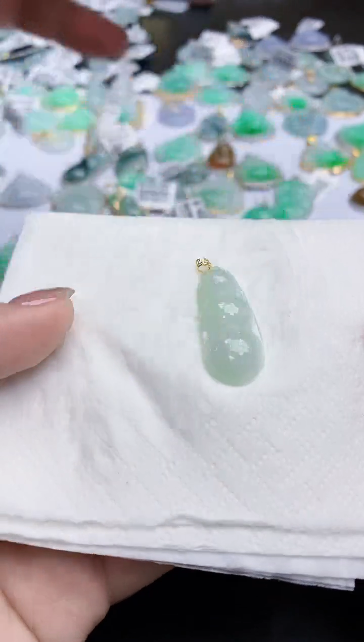 【闪购商品】翡翠颈饰18K金镶嵌天然缅甸翡翠A货