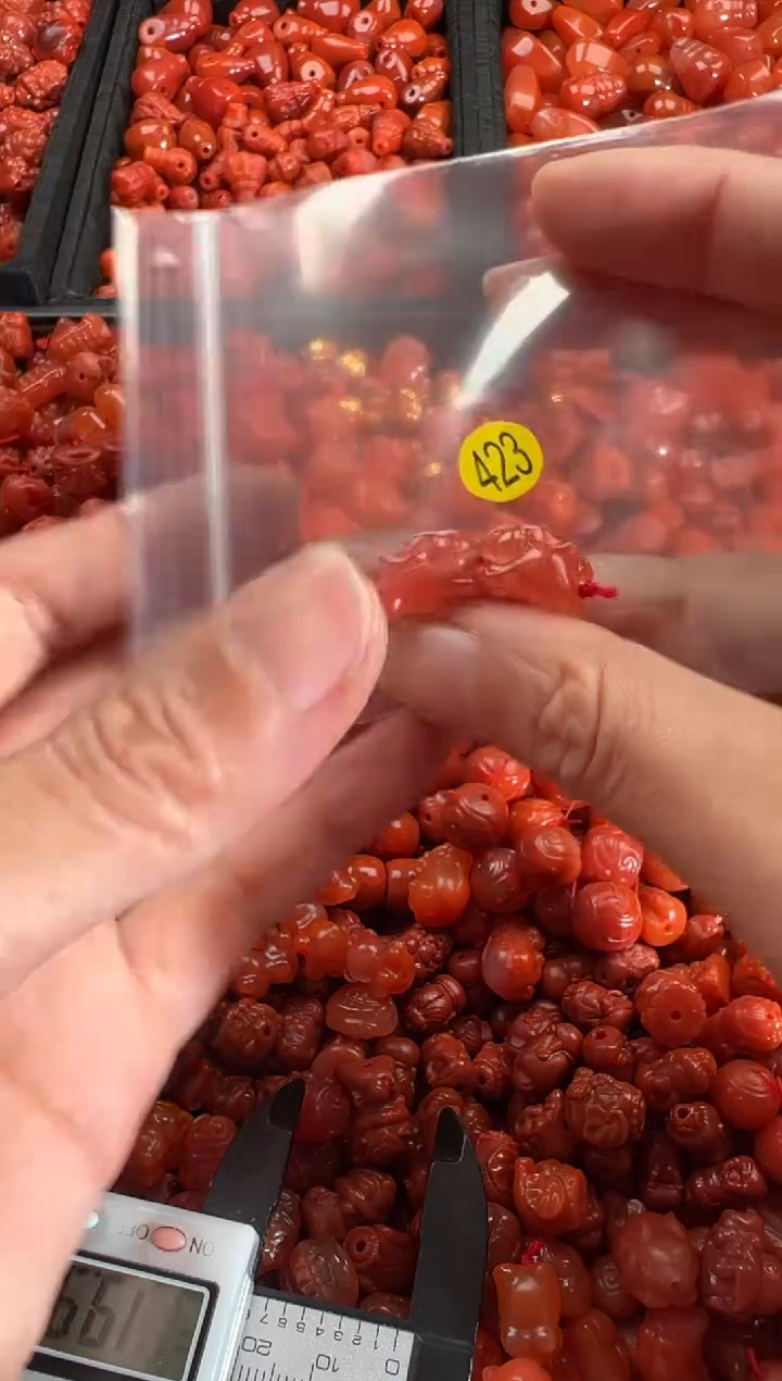 【闪购商品】南红玛瑙颈饰未镶嵌1