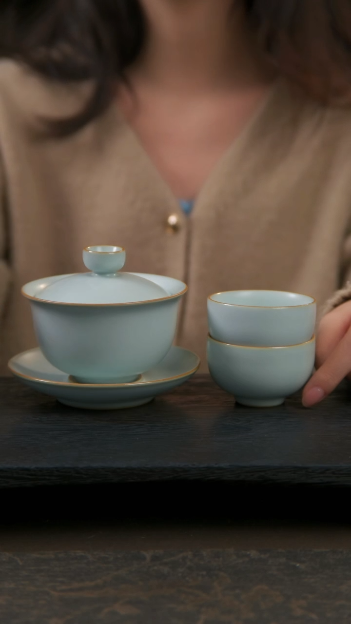 【闪购商品】杯随缘盖碗+2温文杯（默认开片工艺