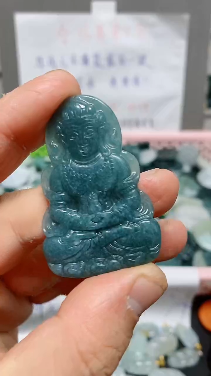 【闪购商品】翡翠颈饰未镶嵌天然翡翠A货