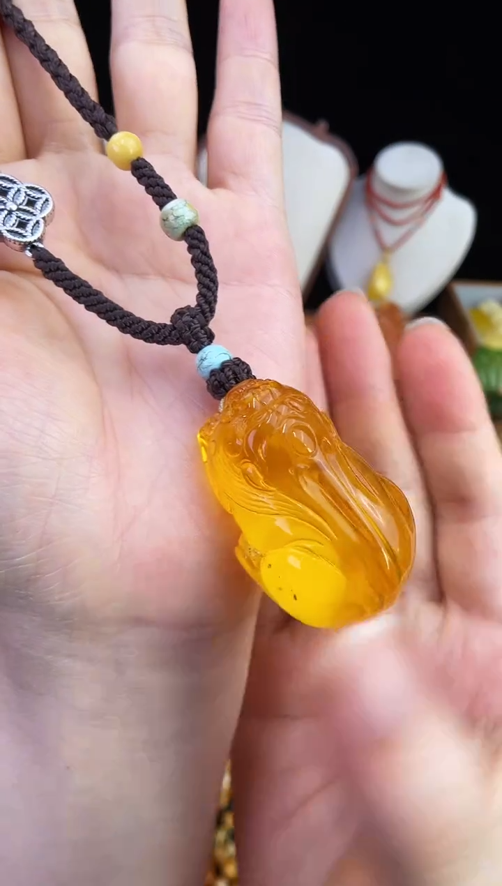 琥珀未镶嵌珠宝奇石柒月