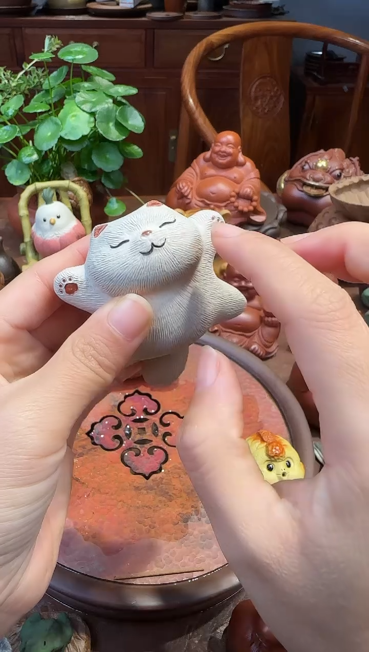 紫砂茶宠躺平猫段泥