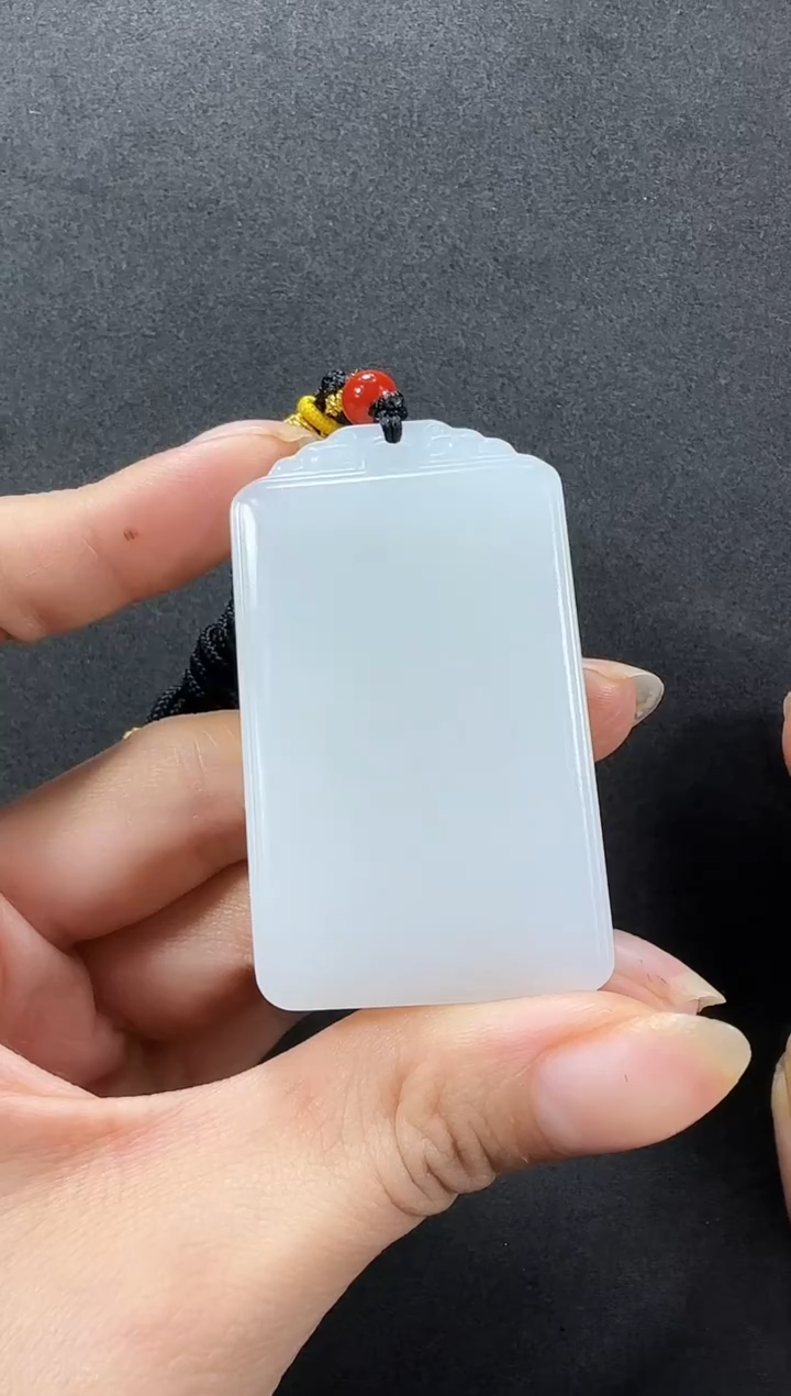 吊坠(赠链)未镶嵌和田玉L无事牌多样性发其一